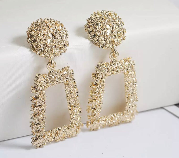 The Majestic Earrings (Gold)