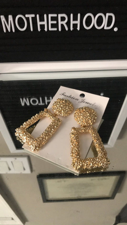 The Majestic Earrings (Gold)